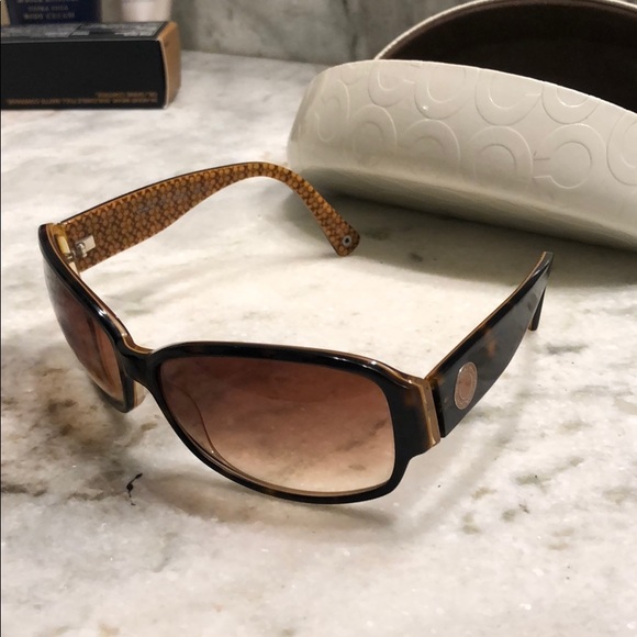 Coach Sunglasses with Original Case main image 4